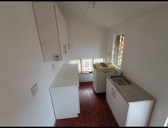 1 BEDROOM PROPERTY TO RENT IN OVERPORT